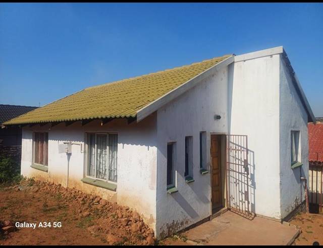 2 BEDROOM HOUSE FOR SALE IN SOSHANGUVE M